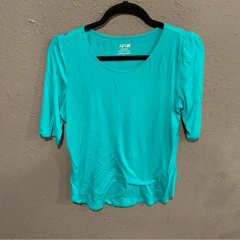 Women’s apt 9 Blouse